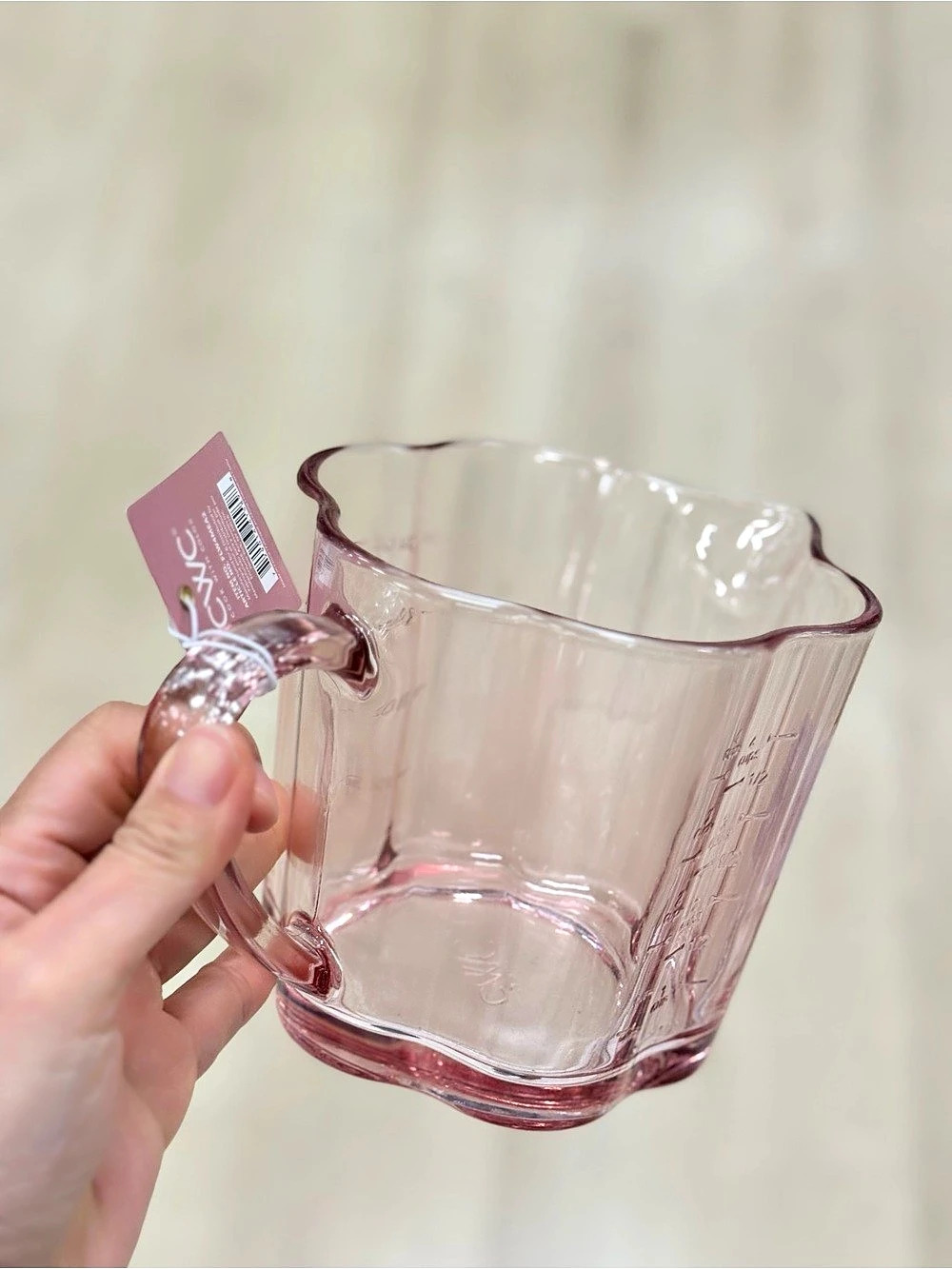 CWC Pink Glass measuring cupNWT - Picture 2 of 2